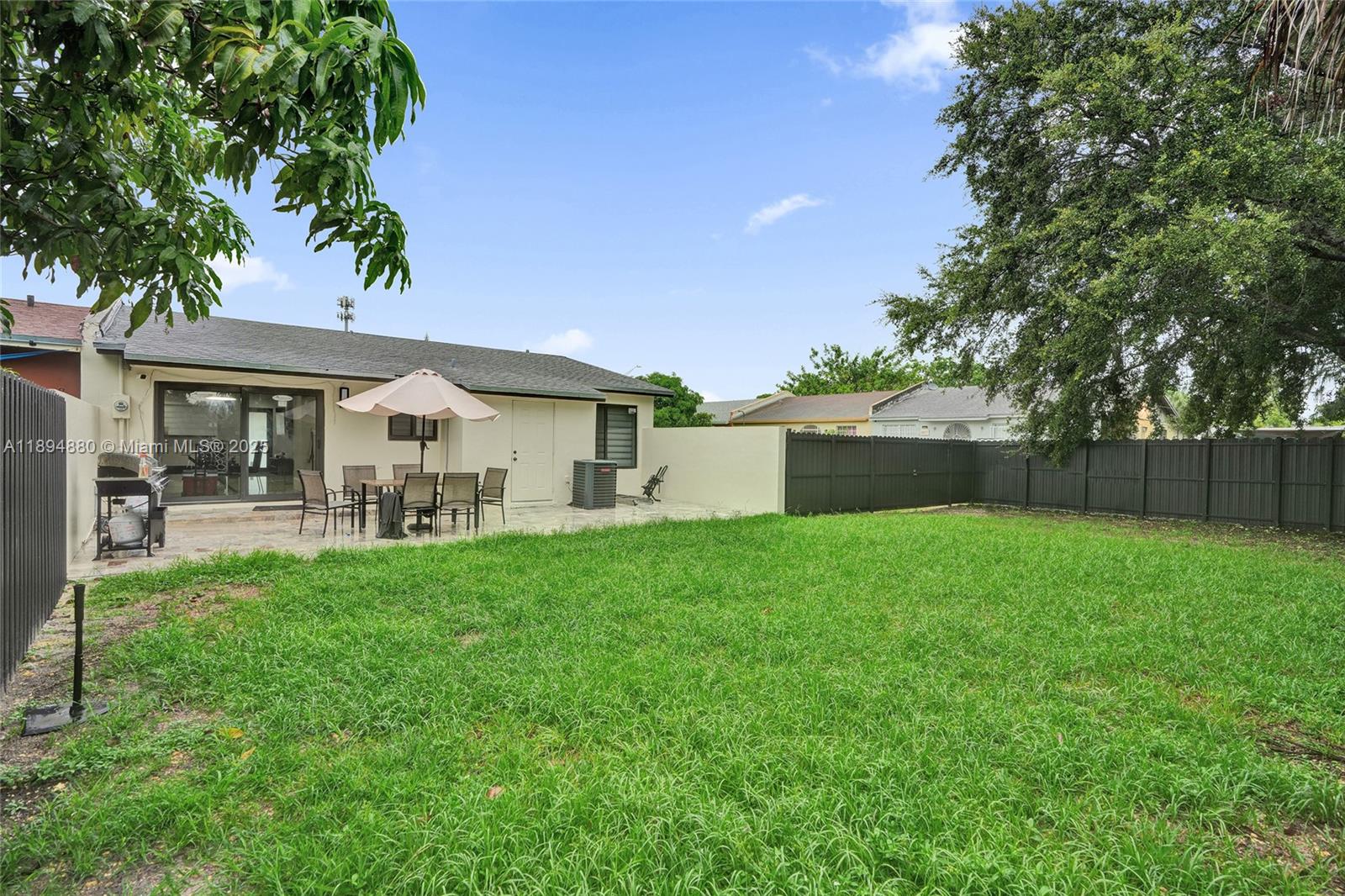 LESLIE ESTATES SEC FOUR - Residential Lease