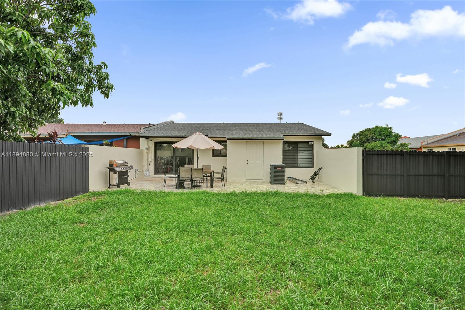 19805 NW 28th Ct 0