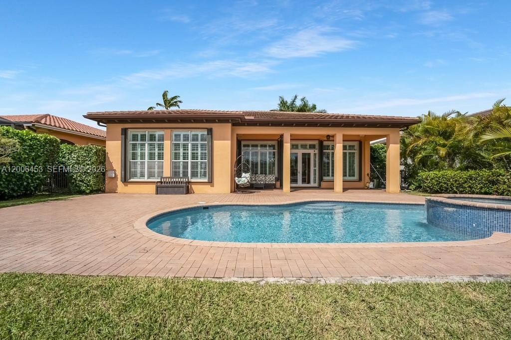 HERON BAY NORTHEAST - Residential