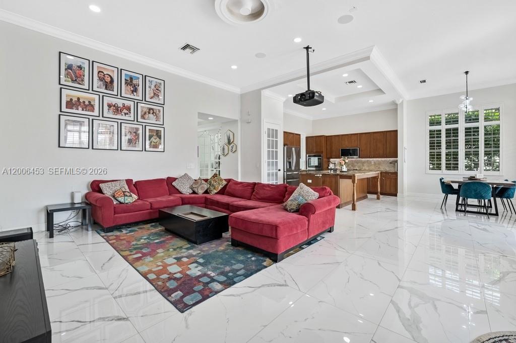 HERON BAY NORTHEAST - Residential