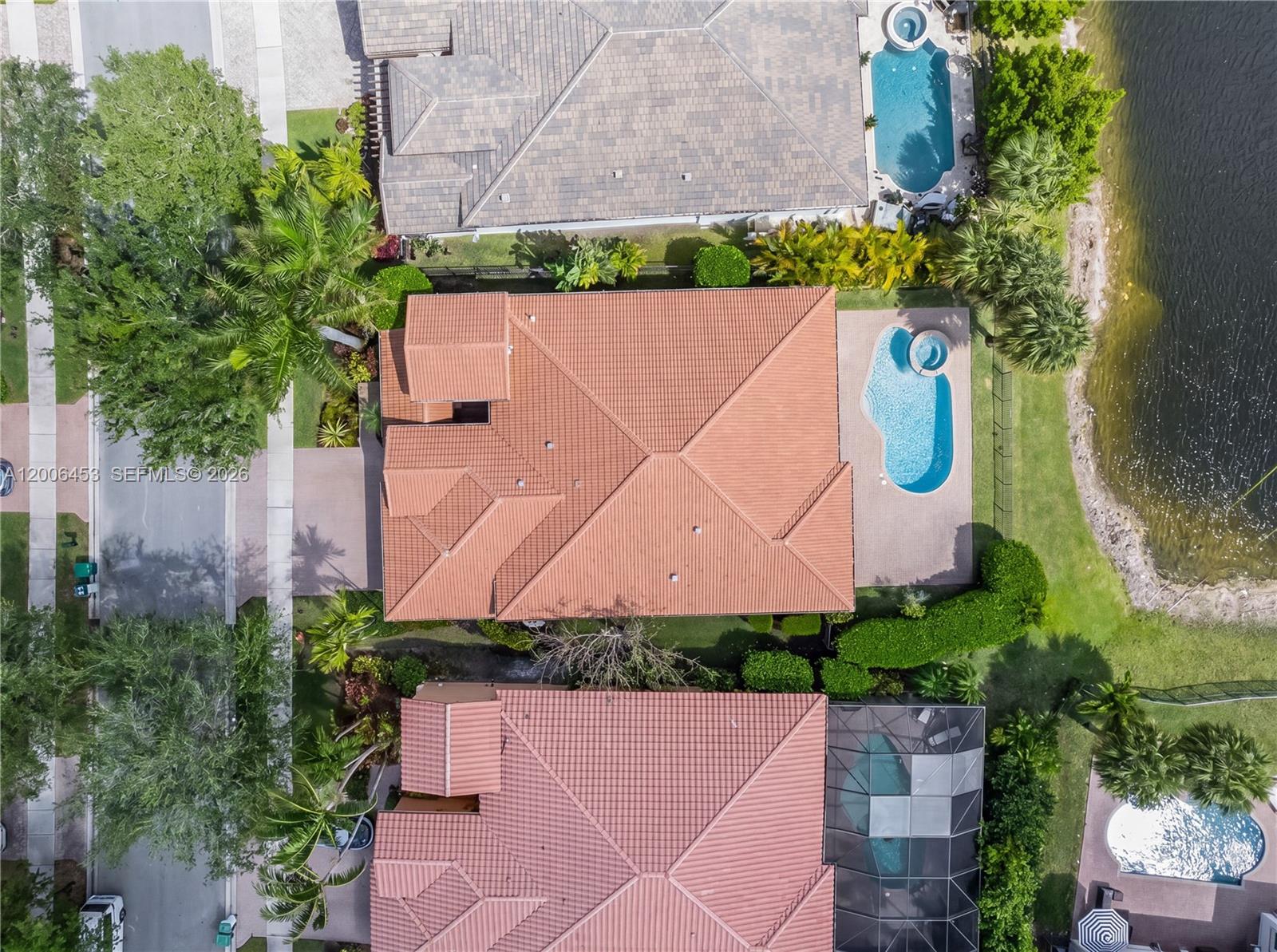 HERON BAY NORTHEAST - Residential