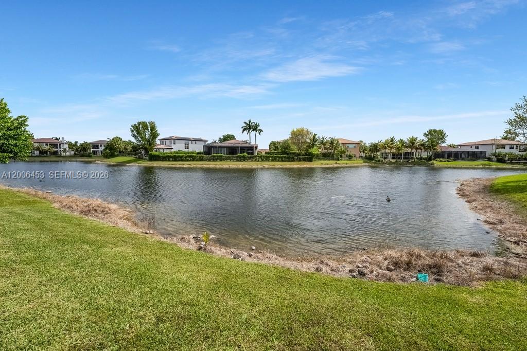 HERON BAY NORTHEAST - Residential
