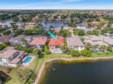 Tiny photo for 7925 NW 110th Dr, Parkland, FL 33076 (MLS # A12006453)