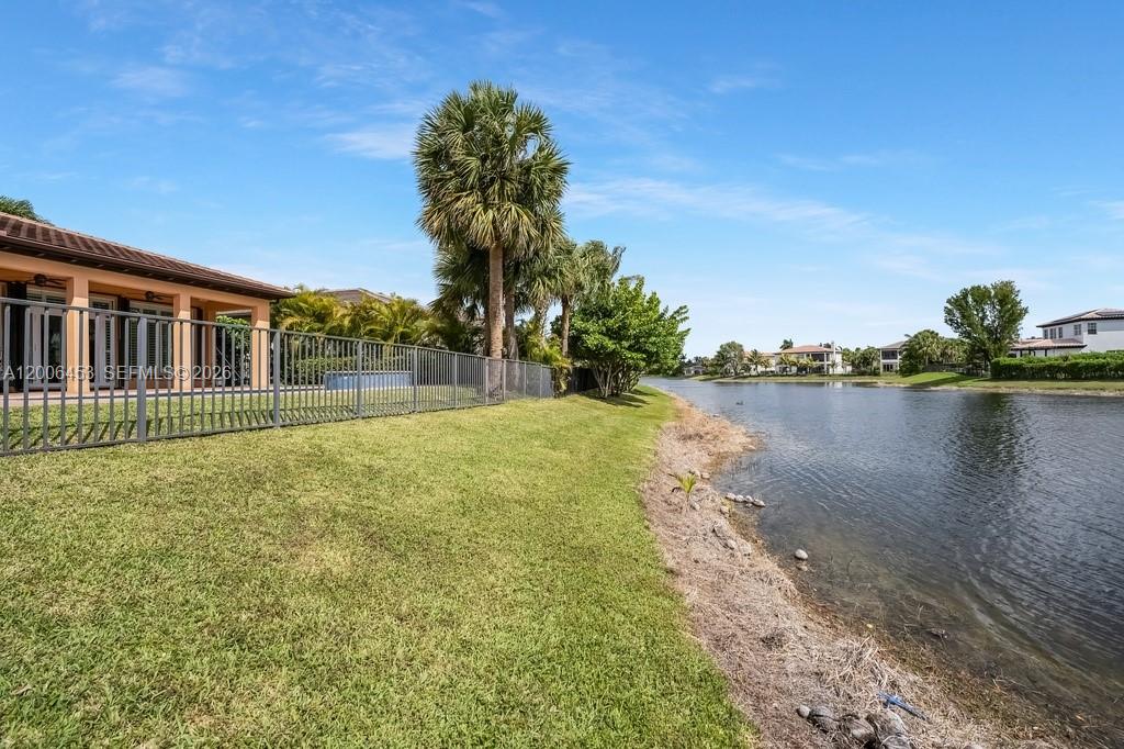 HERON BAY NORTHEAST - Residential