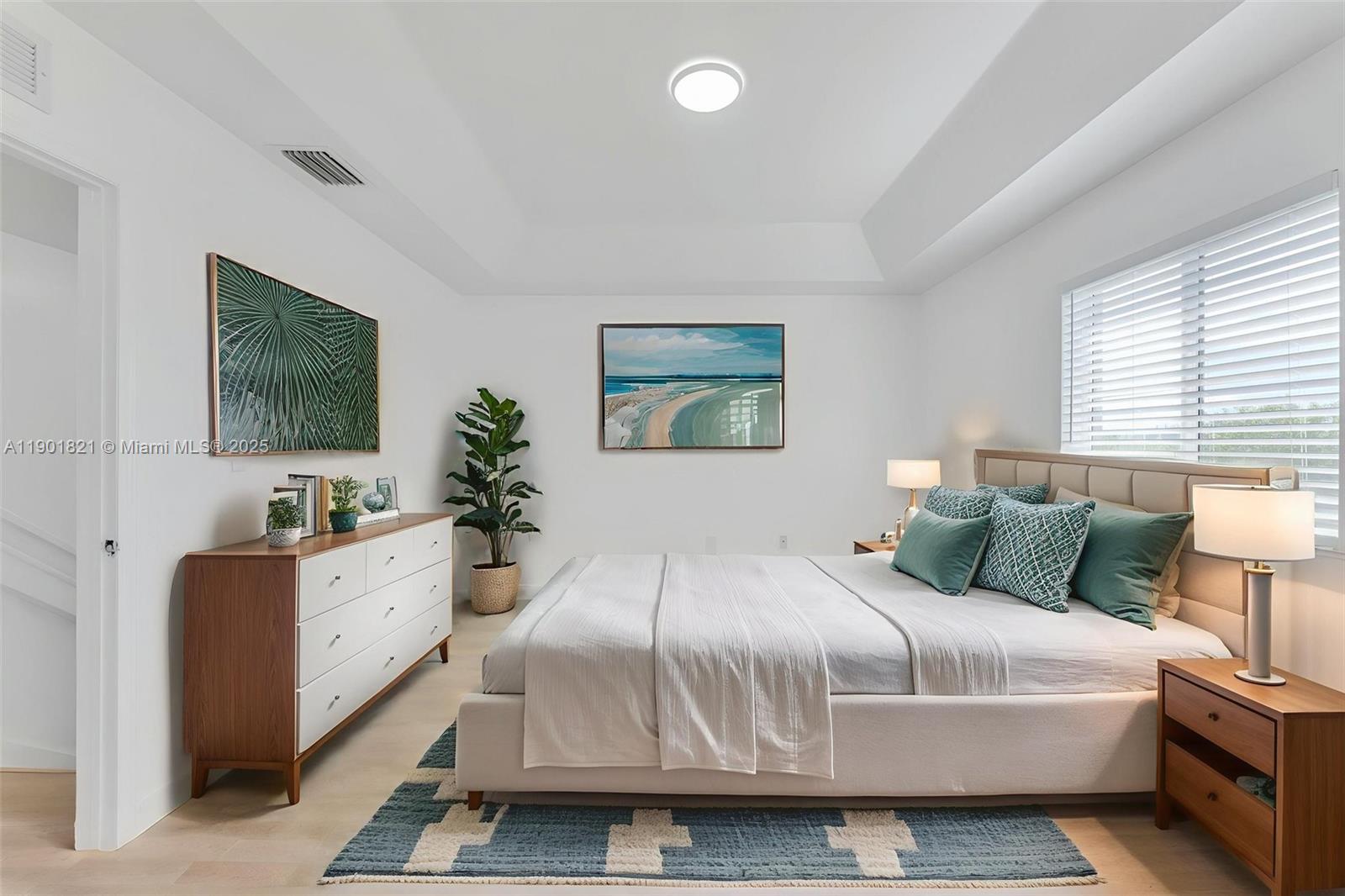 VENETIA GROVE - Residential