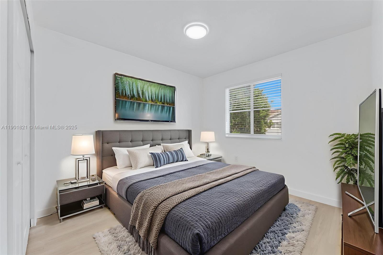 VENETIA GROVE - Residential