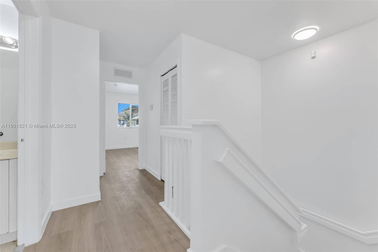 VENETIA GROVE - Residential