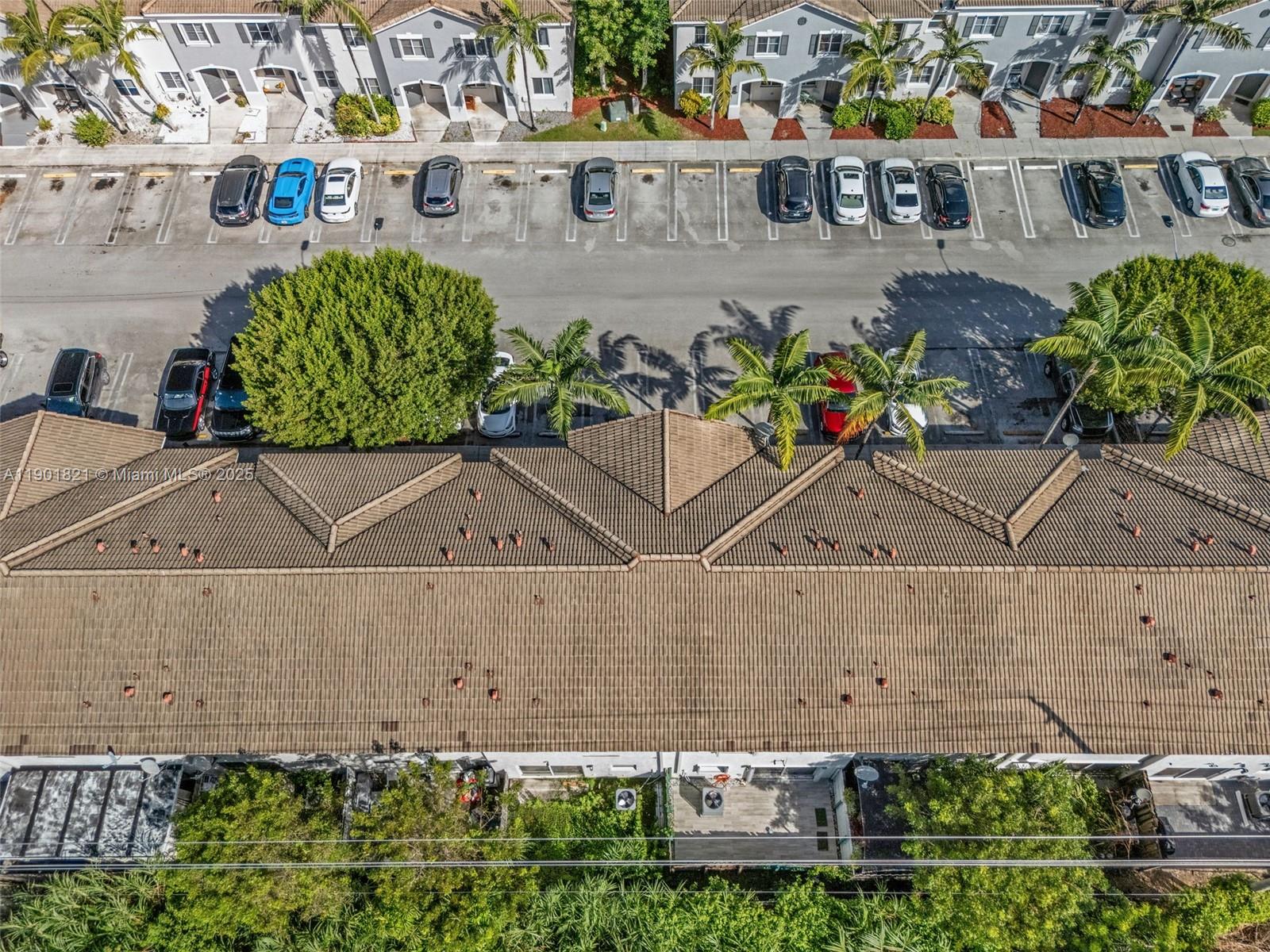 VENETIA GROVE - Residential