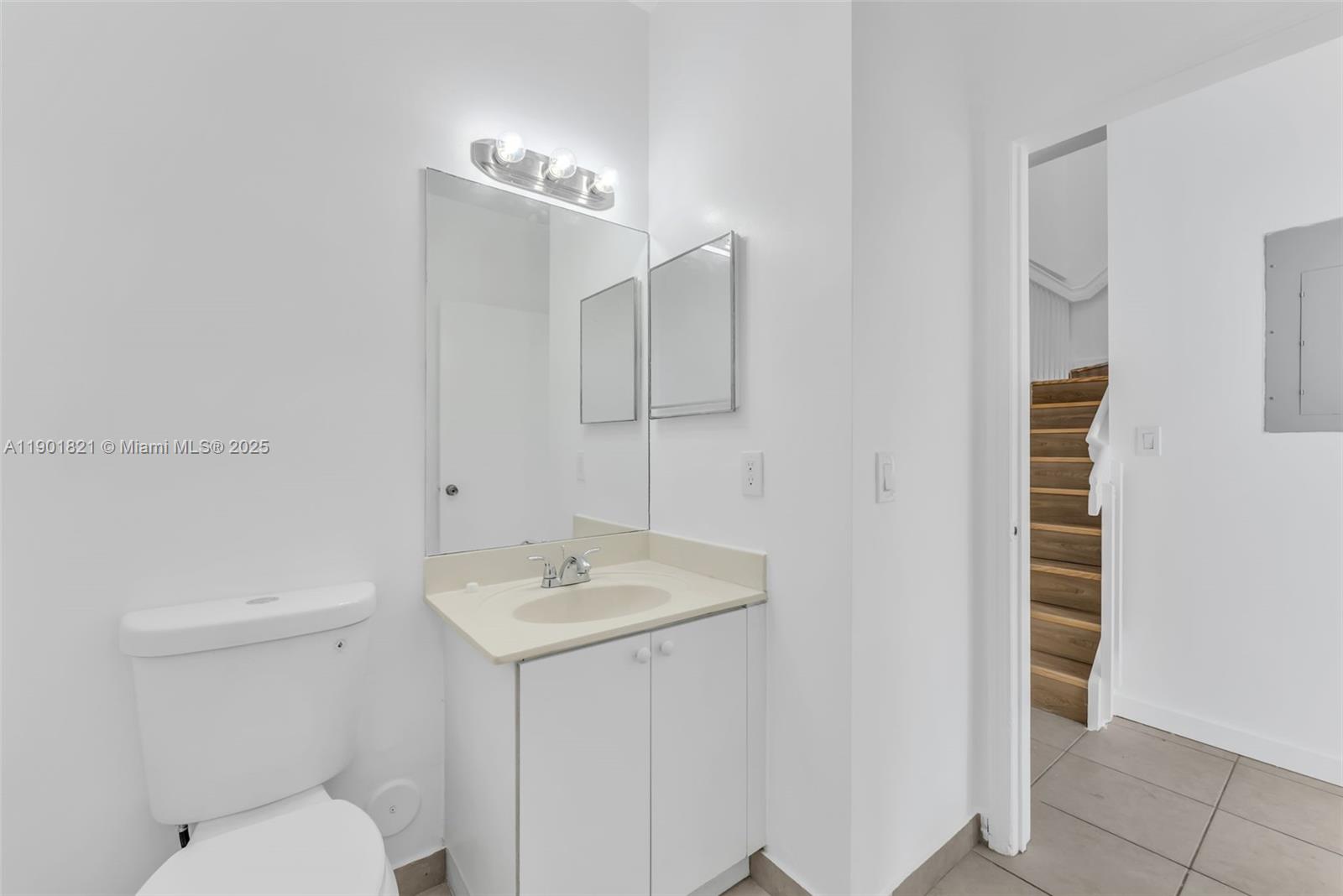 VENETIA GROVE - Residential