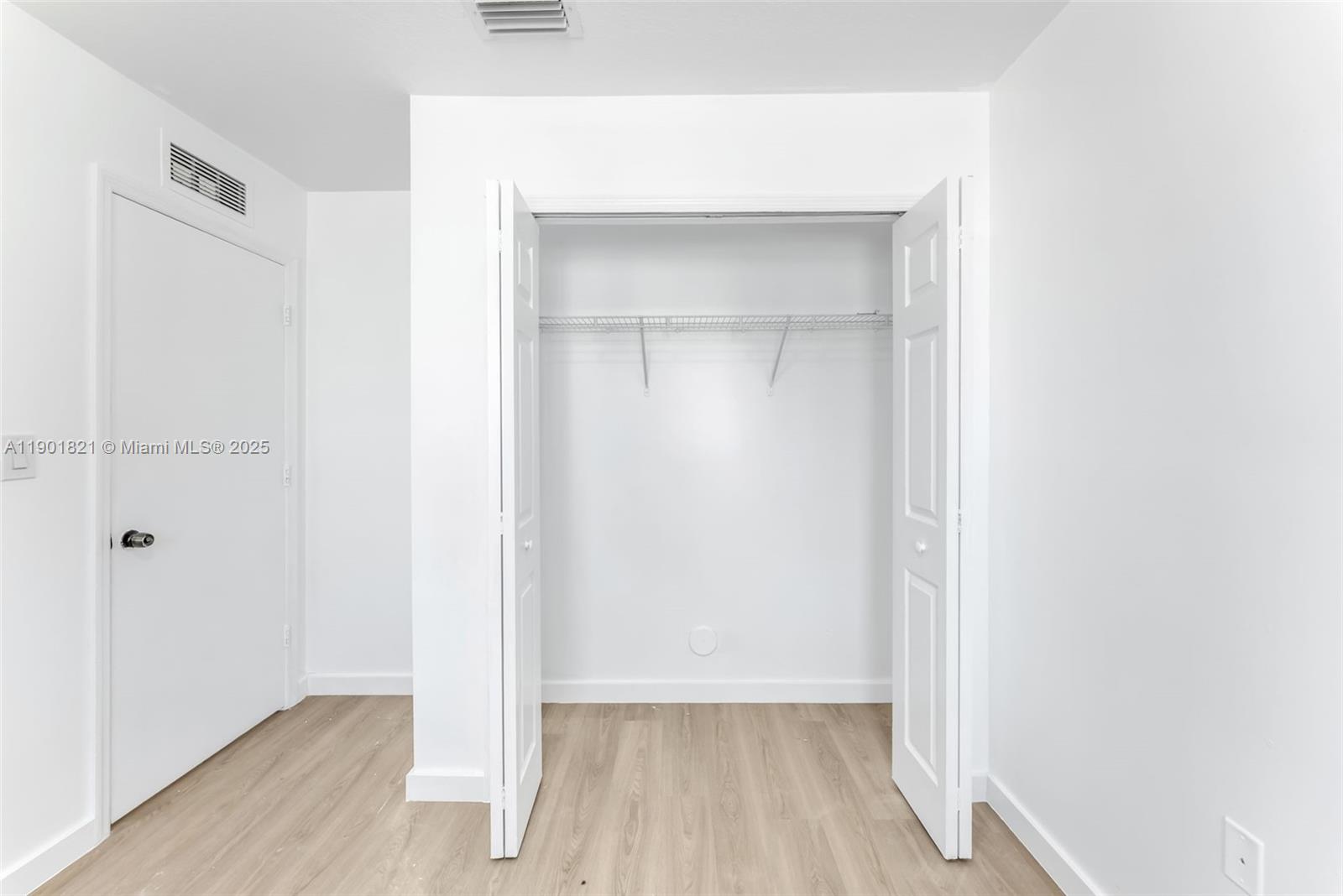 VENETIA GROVE - Residential