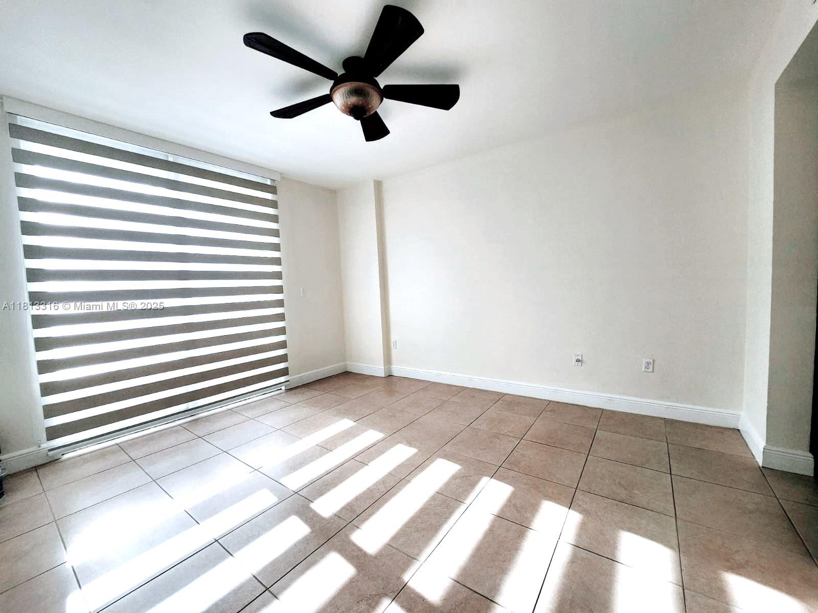 CATALONIA CONDO - Residential