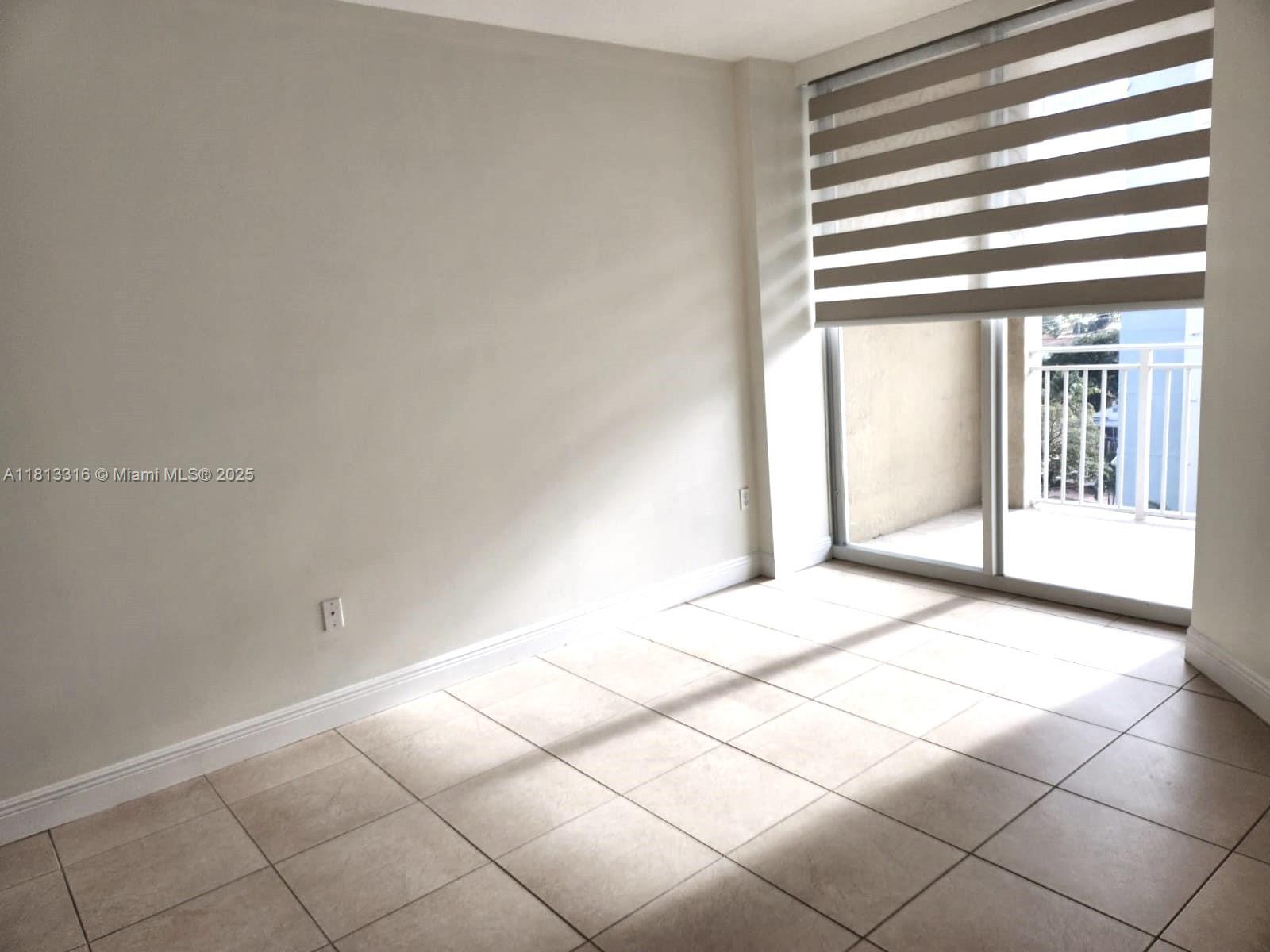 CATALONIA CONDO - Residential