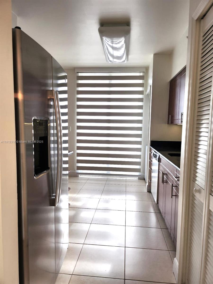 CATALONIA CONDO - Residential