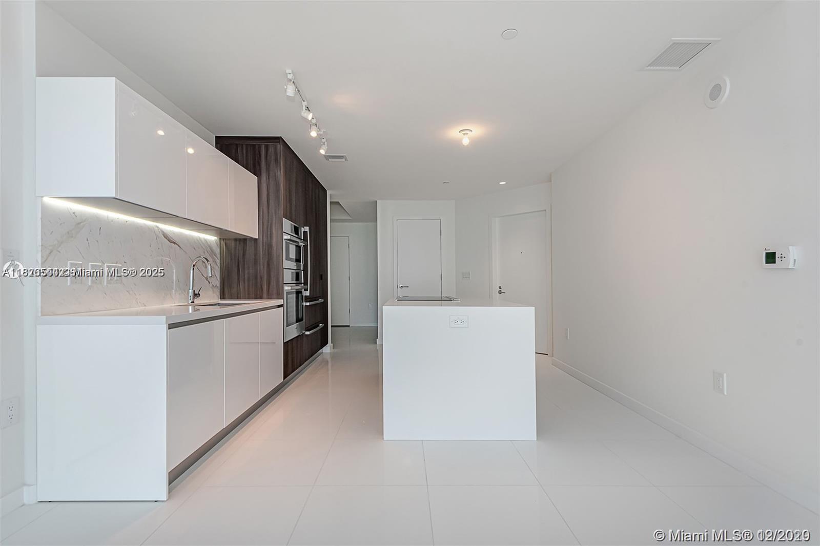 PARAMOUNT MIAMI WORLD - Residential