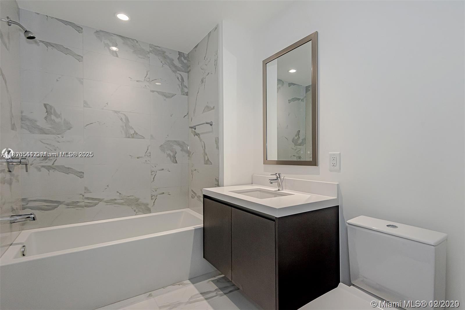 PARAMOUNT MIAMI WORLD - Residential
