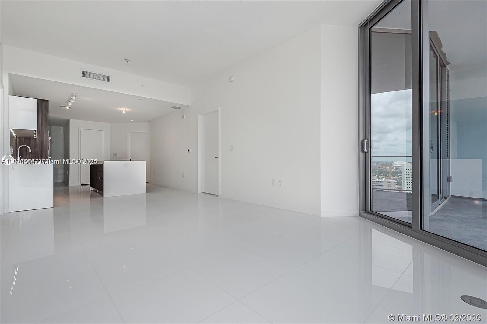 PARAMOUNT MIAMI WORLD - Residential