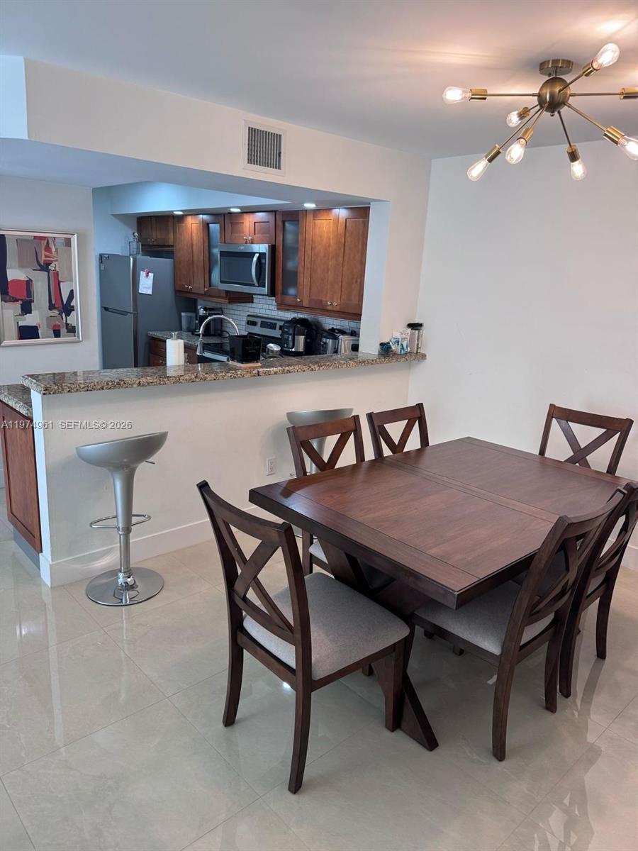 VILLA RUSTICA I CONDO - Residential