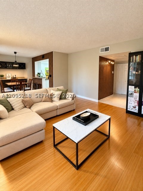 3206 Coral Lake Dr 3206