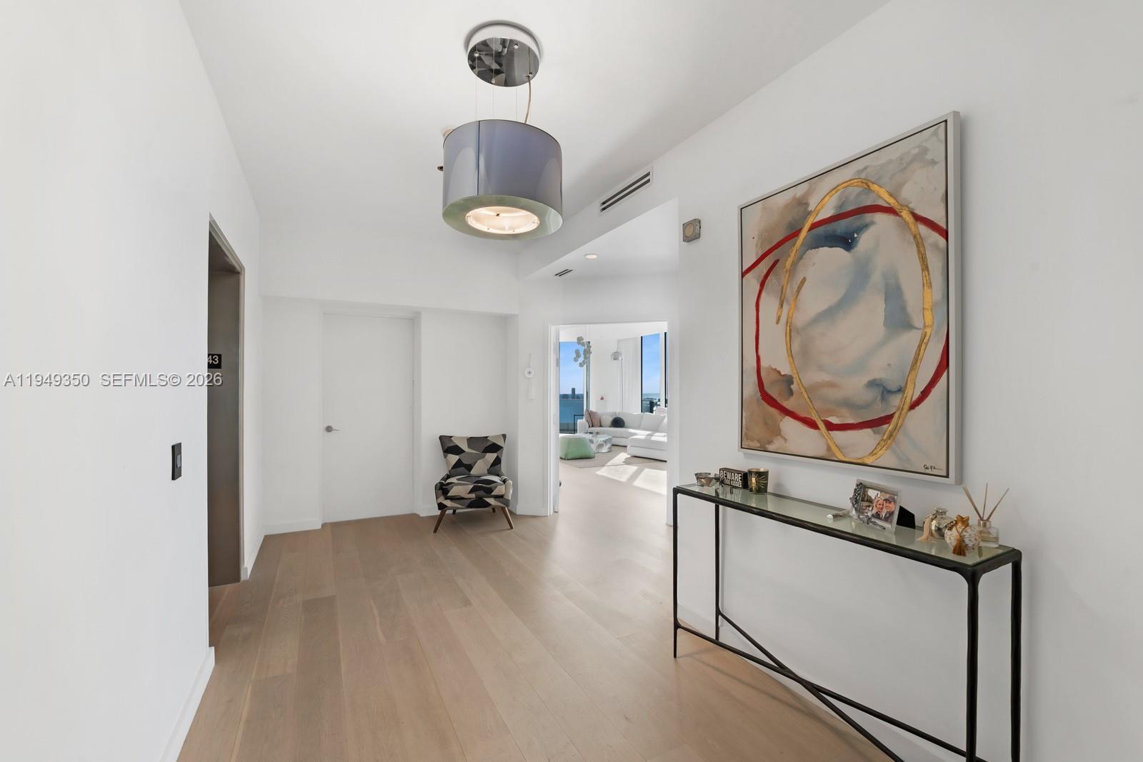 PARAMOUNT BAY CONDO - Residential