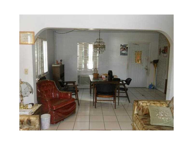 LAUDERDALE MANORS REVISED - Residential