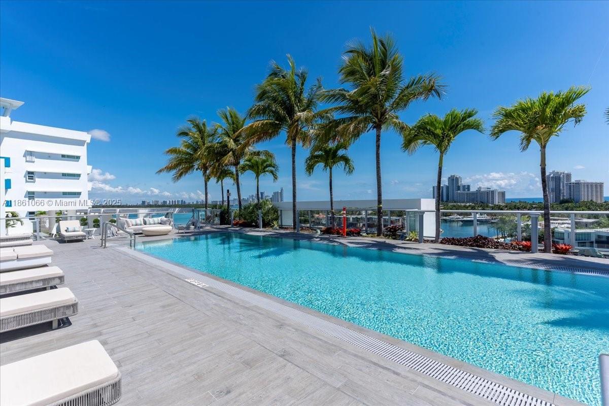 SERENO RESIDENCES CONDO - Residential