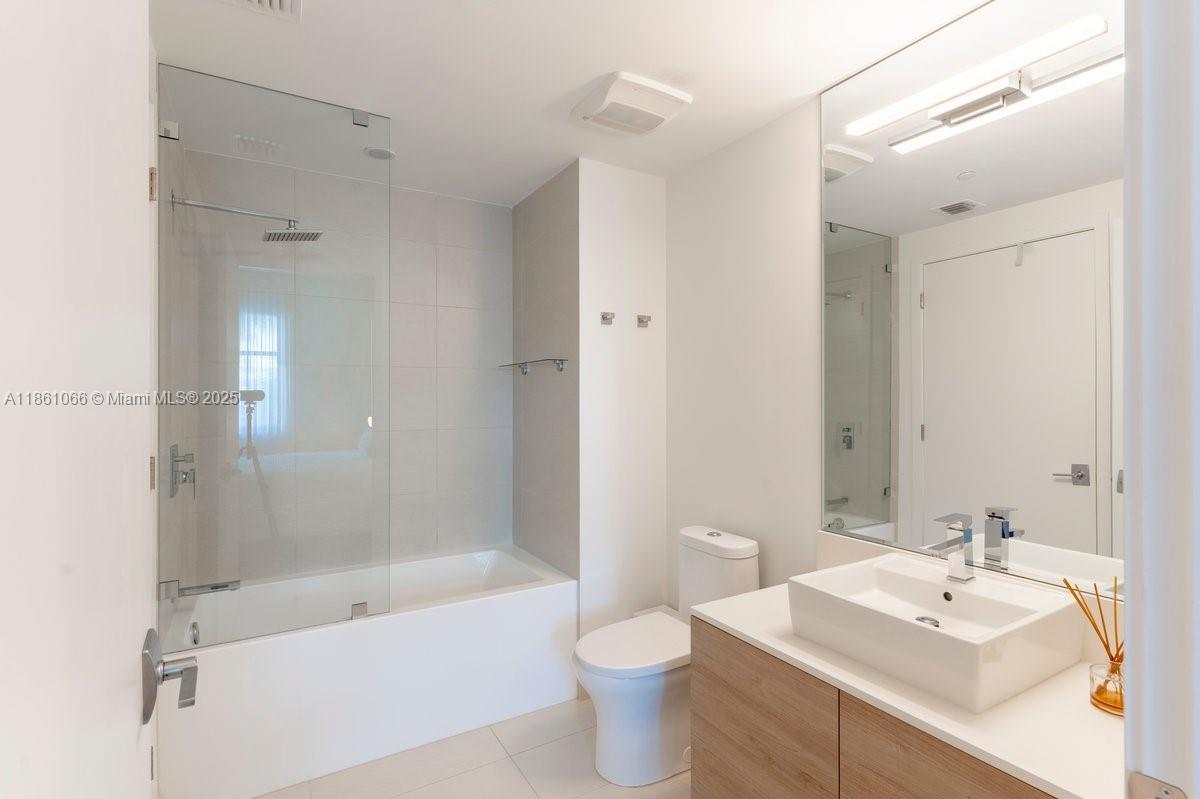 SERENO RESIDENCES CONDO - Residential