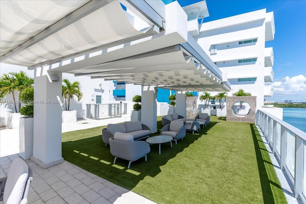 SERENO RESIDENCES CONDO - Residential