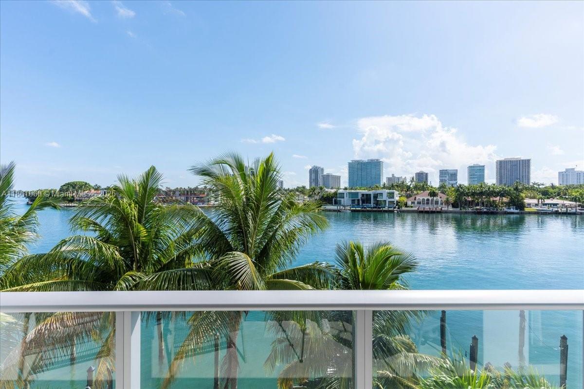 SERENO RESIDENCES CONDO - Residential