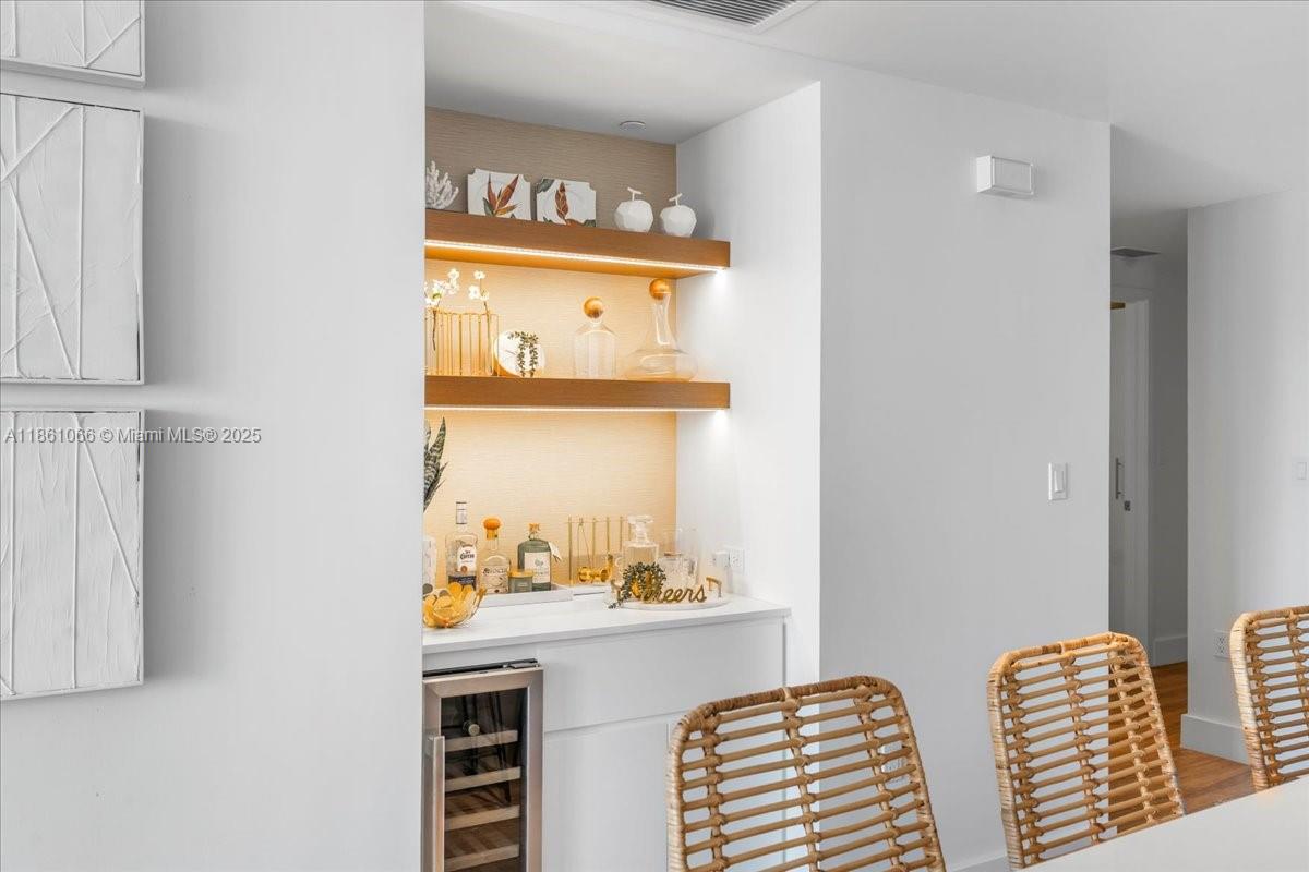 SERENO RESIDENCES CONDO - Residential