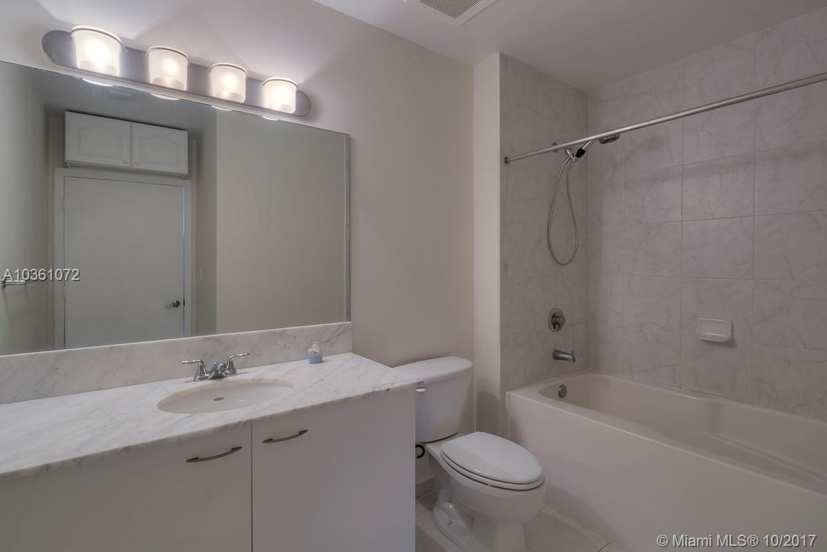 THE LOFT DOWNTOWN II COND - Residential Lease