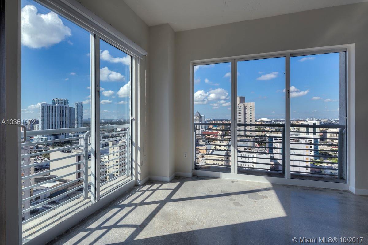 THE LOFT DOWNTOWN II COND - Residential Lease