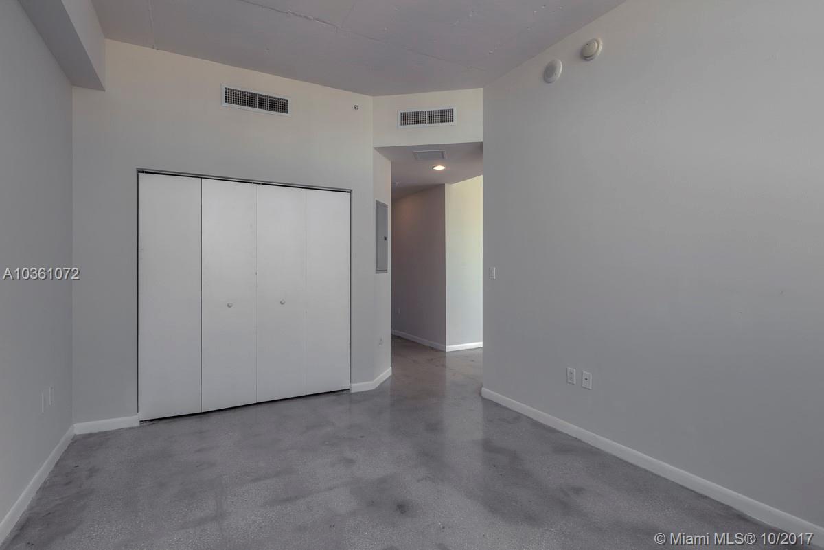 THE LOFT DOWNTOWN II COND - Residential Lease