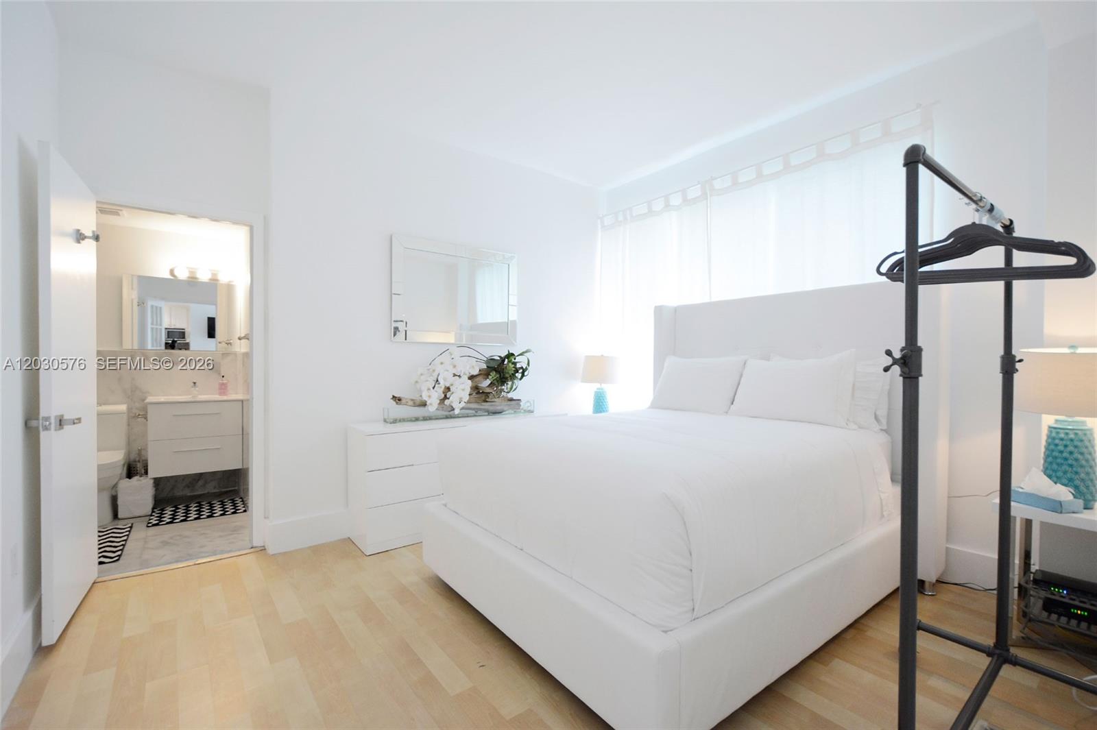 1342 Drexel Ave 105