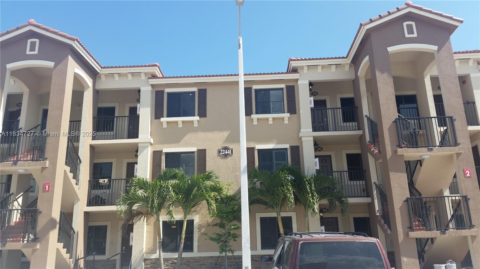 Beautiful 2-bedroom, 2-bathroom condo featuring tile floors in the main living areas and cozy carpet in the bedrooms. The kitchen is equipped with granite countertops and stainless steel appliances, and there's a washer and dryer conveniently located inside the unit.
Located in The Courts at Bayshore, one of the most desirable gated communities in Cutler Bay, this property offers 24/7 security and resort-style amenities including a clubhouse, swimming pool, fitness center, playground, sports courts, and expansive green spaces.
Prime location near US1, the Florida Turnpike, Black Point Marina, top-rated schools, and shopping centers. The HOA fee of $413/month includes access to all clubhouse amenities. Don’t miss out on this opportunity!
