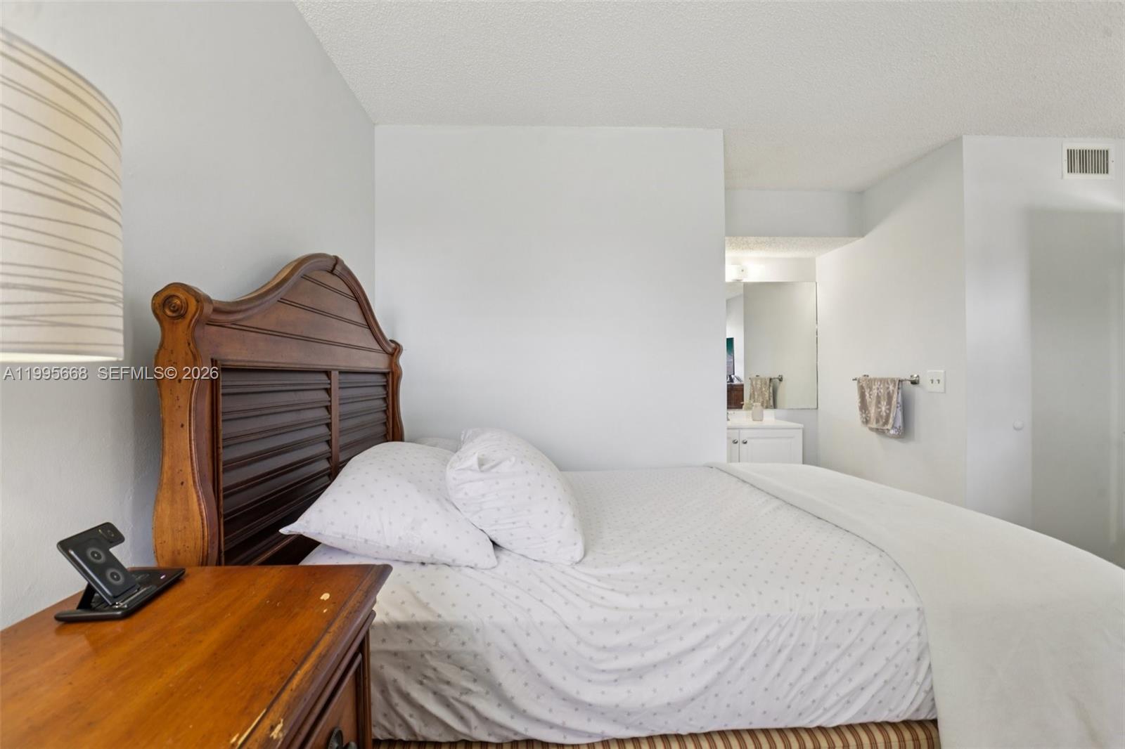 LAKEWOOD VILLAGE - Residential