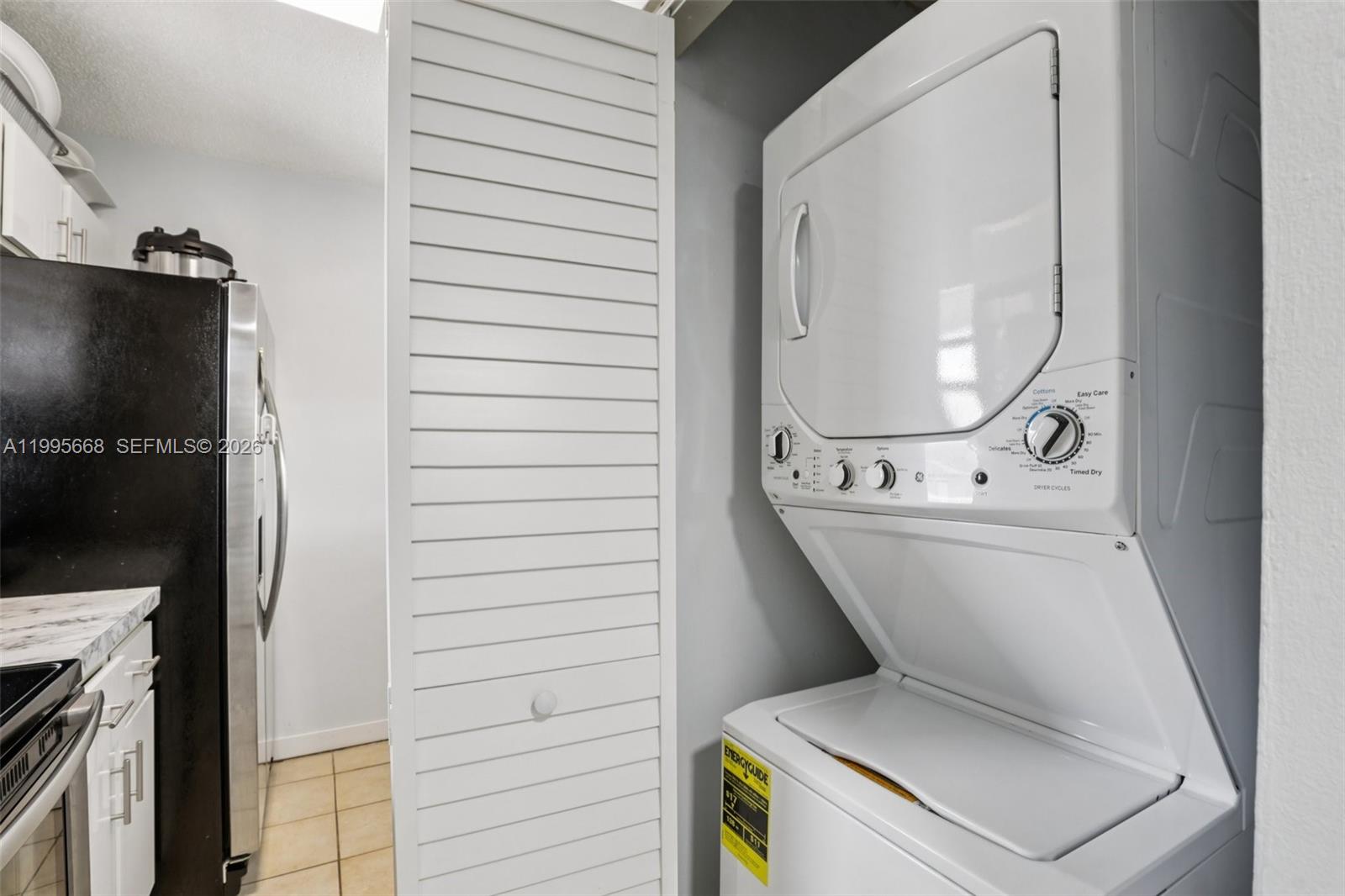 LAKEWOOD VILLAGE - Residential