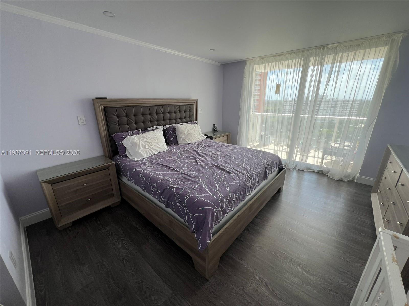 BUCKLEY TOWERS CONDO - EA - Residential