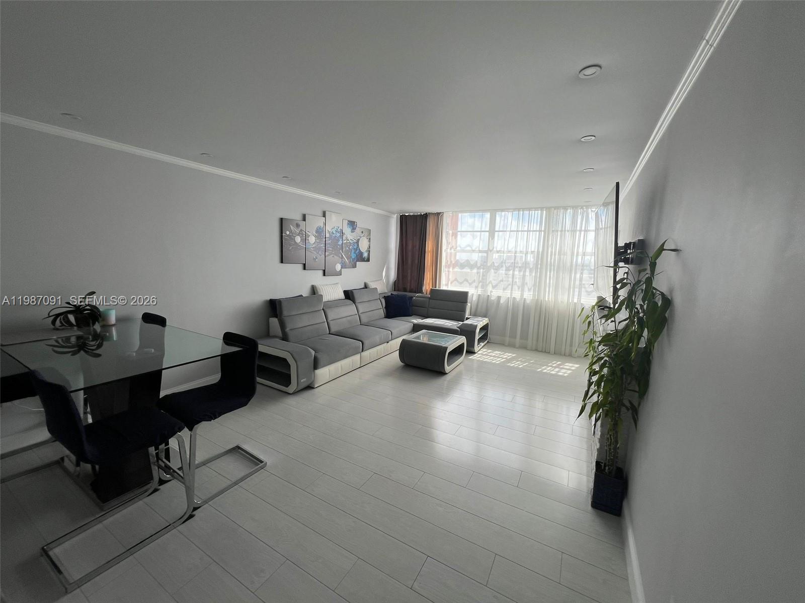 BUCKLEY TOWERS CONDO - EA - Residential