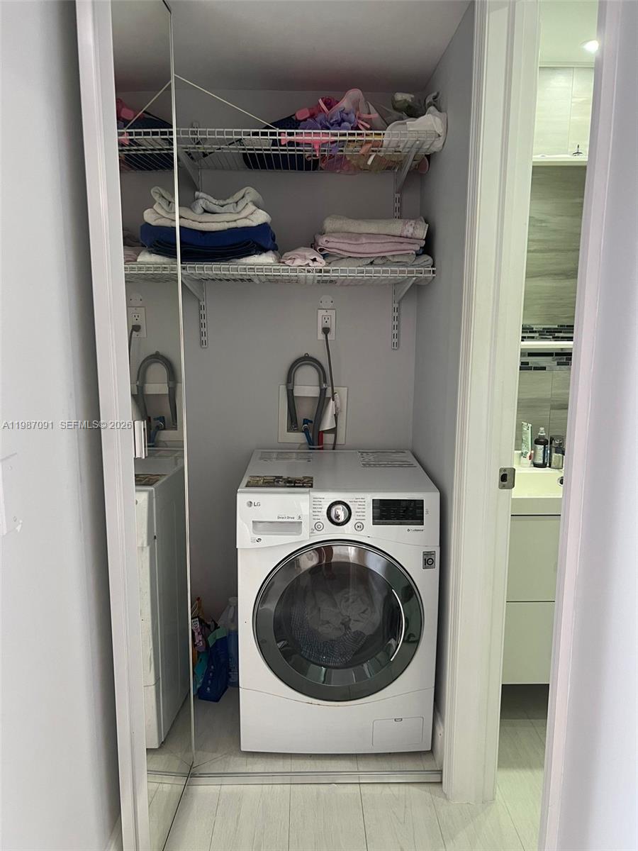 BUCKLEY TOWERS CONDO - EA - Residential