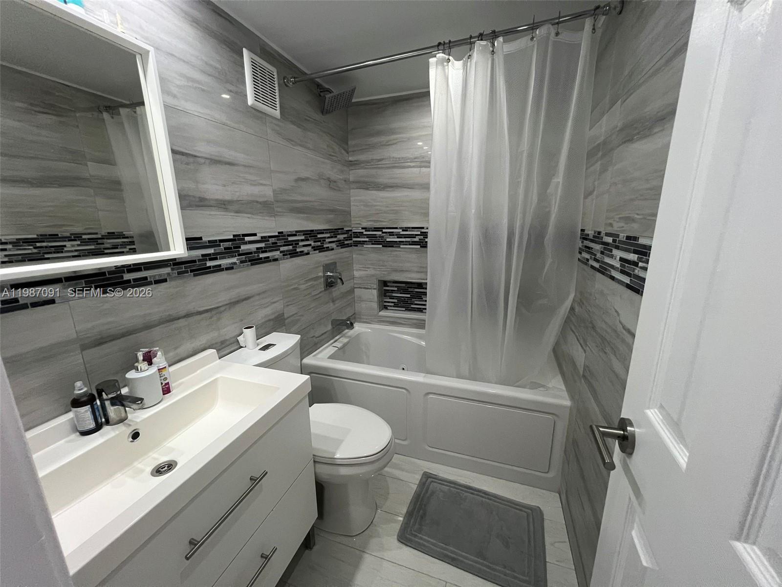 BUCKLEY TOWERS CONDO - EA - Residential