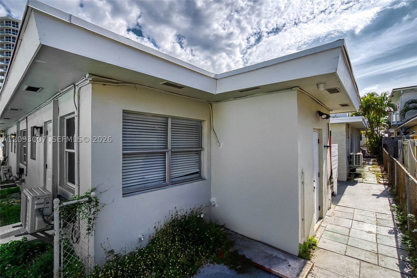 318 Walnut St