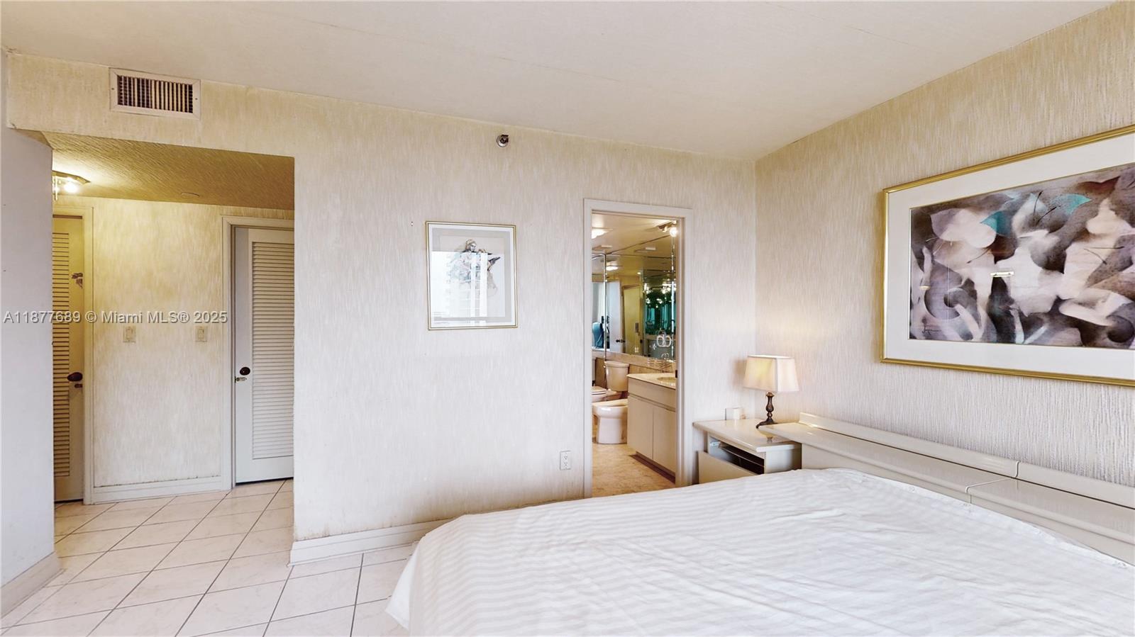 JOCKEY CLUB III CONDO - Residential