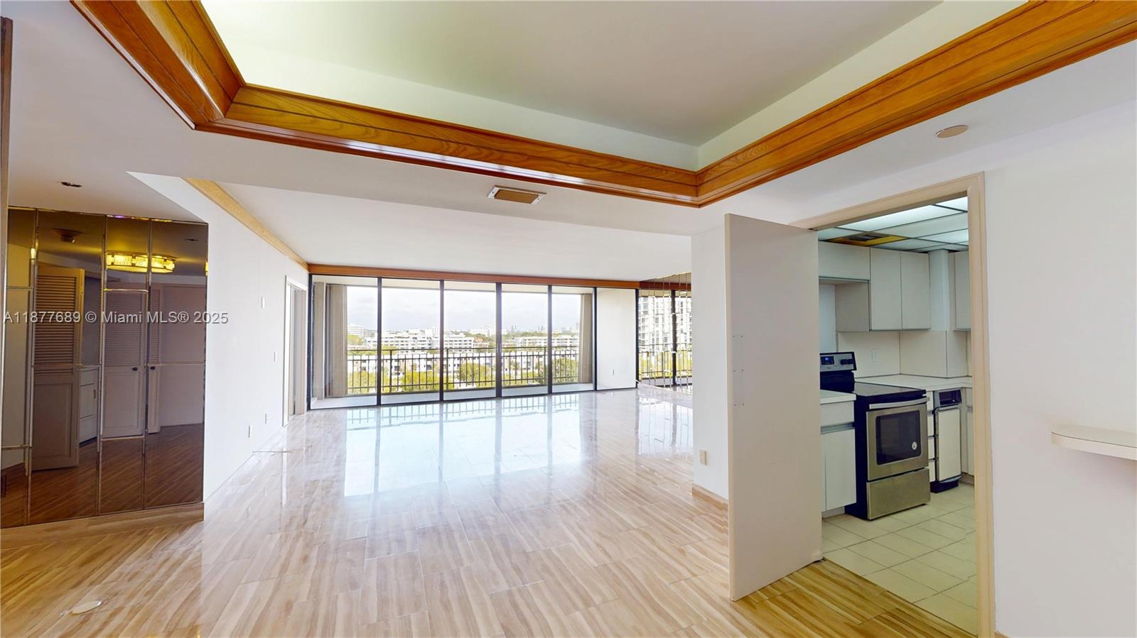 JOCKEY CLUB III CONDO - Residential