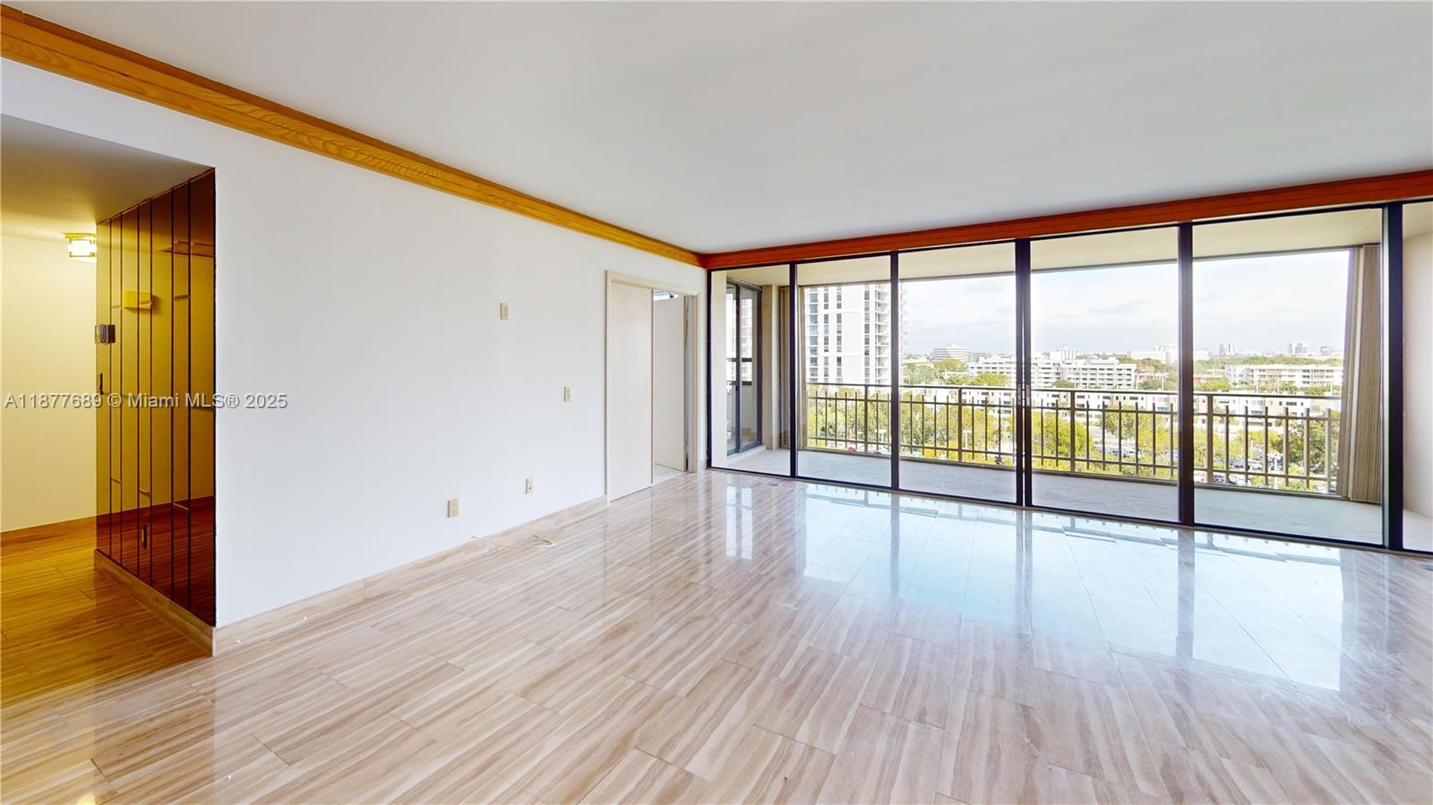 JOCKEY CLUB III CONDO - Residential