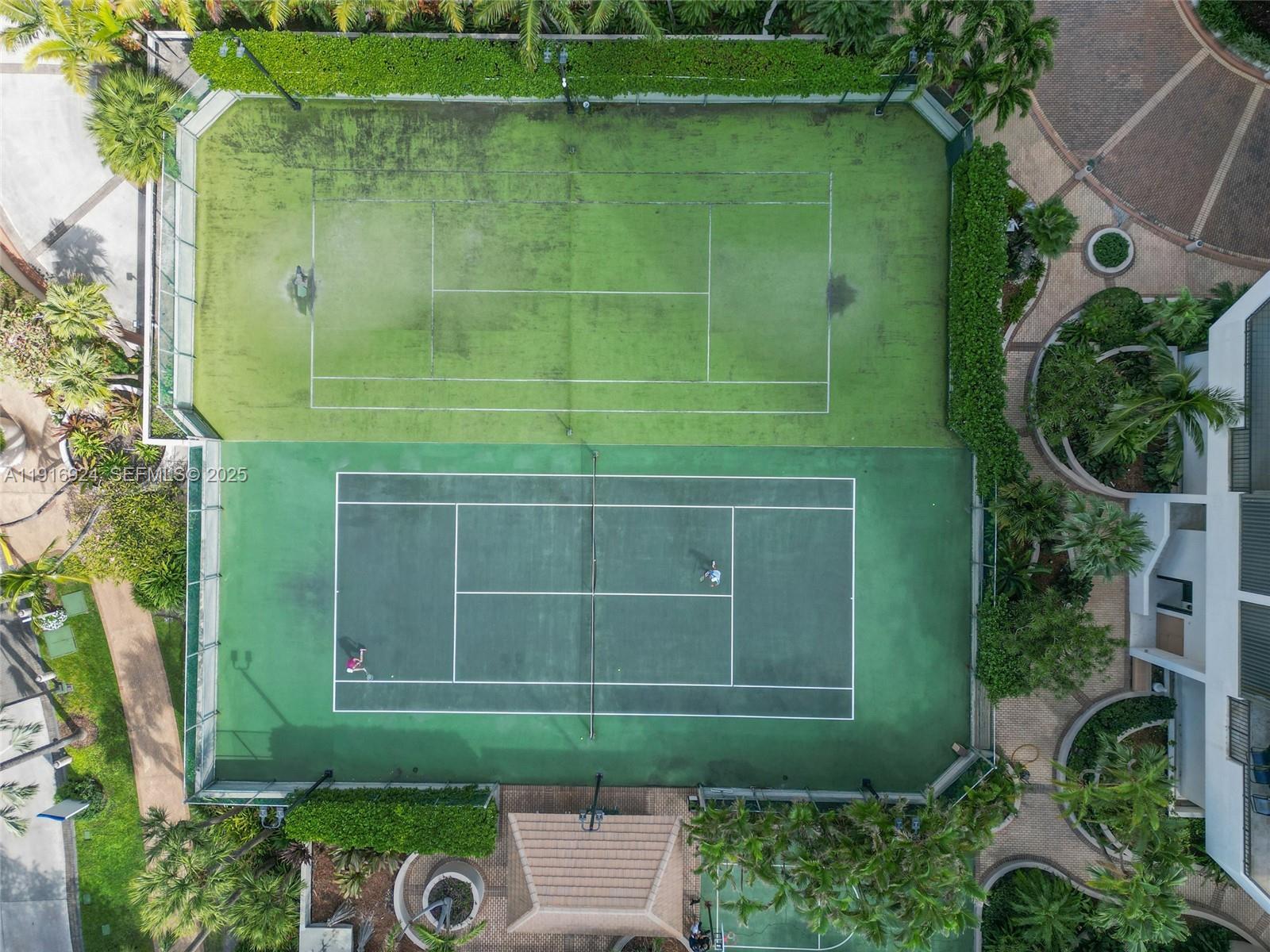 Brickell Key One - Residential