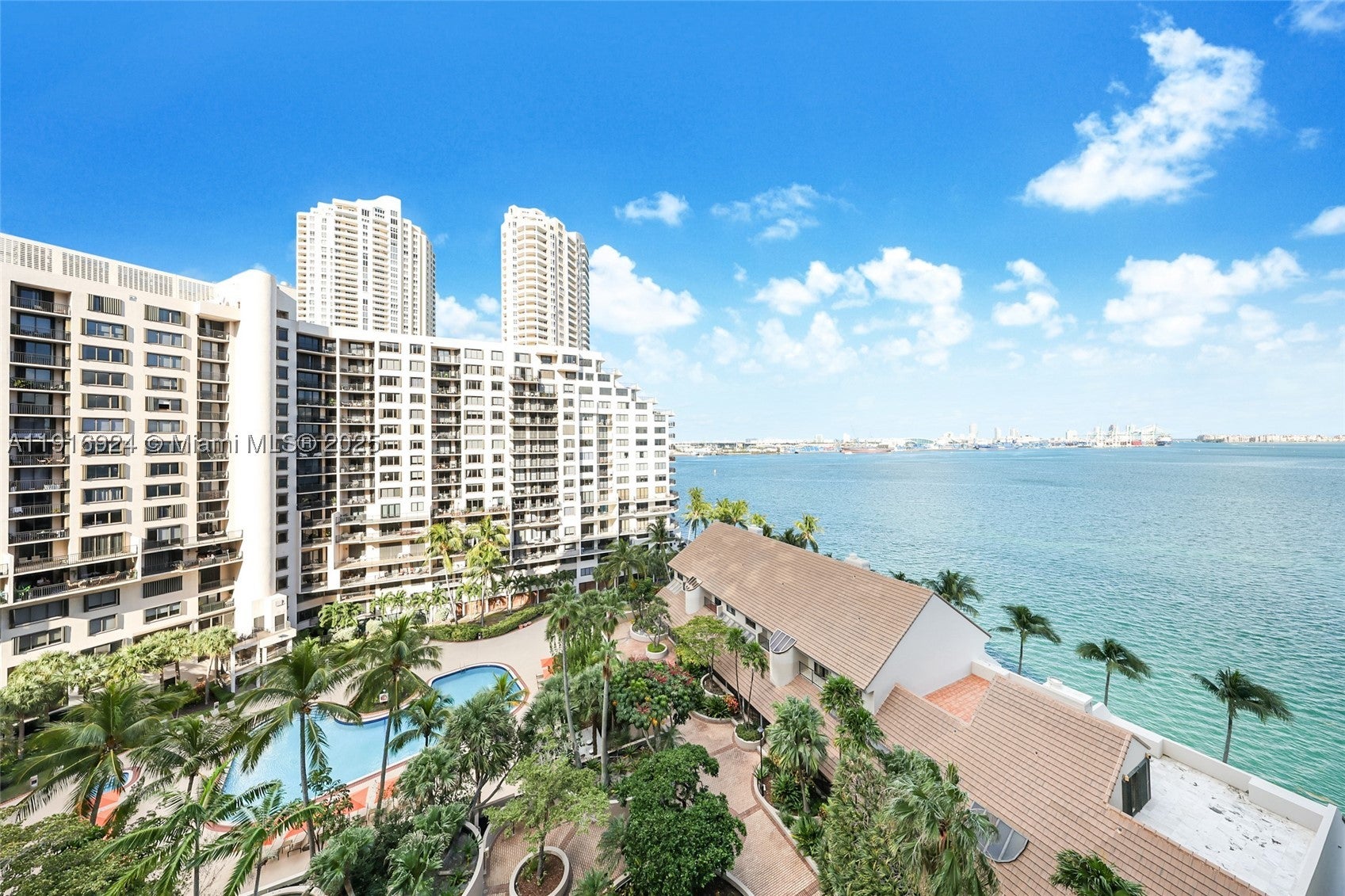 520 Brickell Key Dr A1104