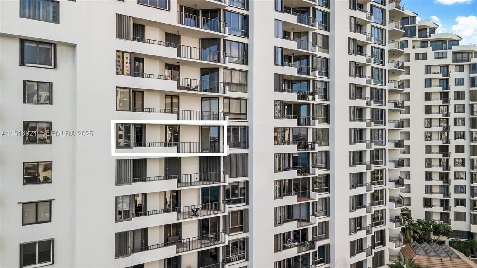 Brickell Key One - Residential