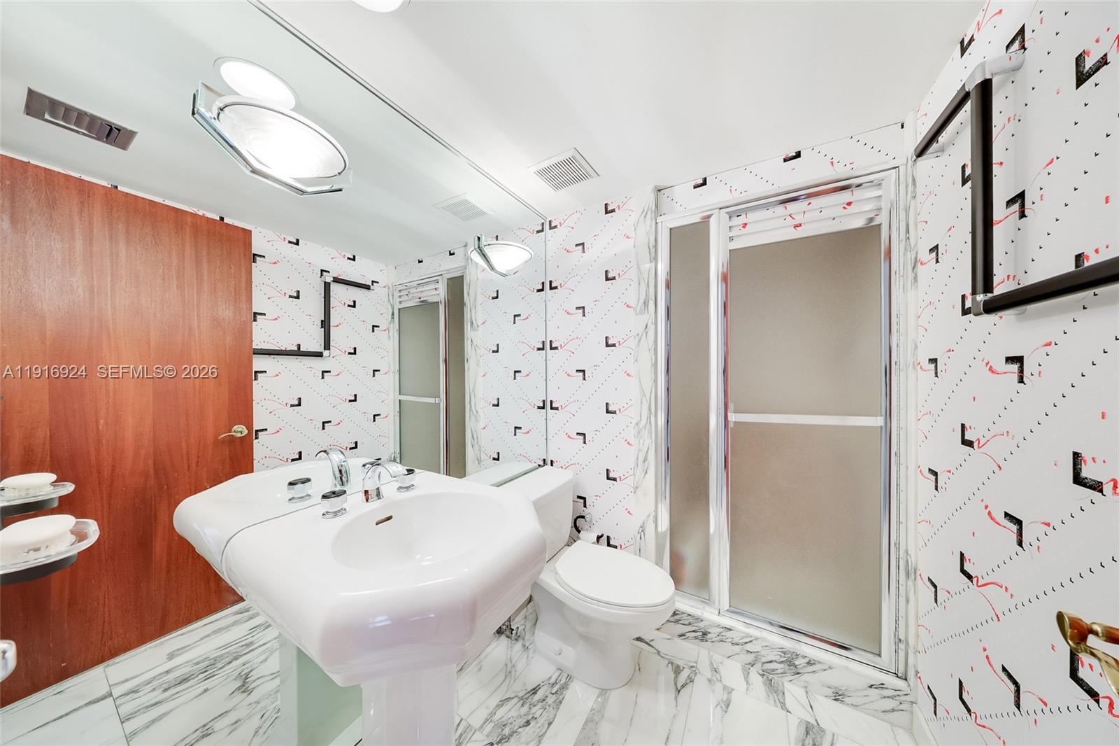 Brickell Key One - Residential