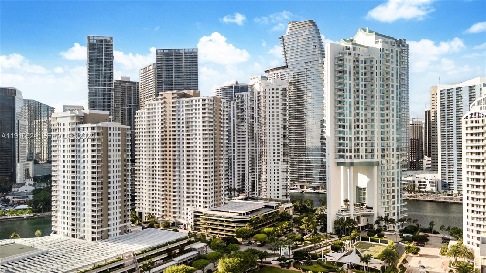 Brickell Key One - Residential