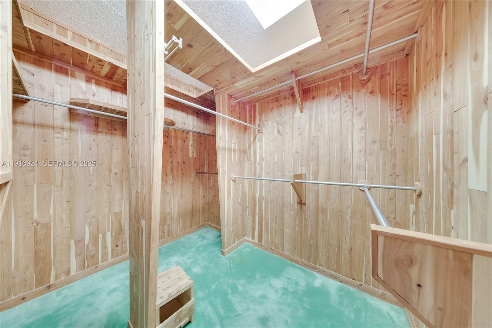 Brickell Key One - Residential